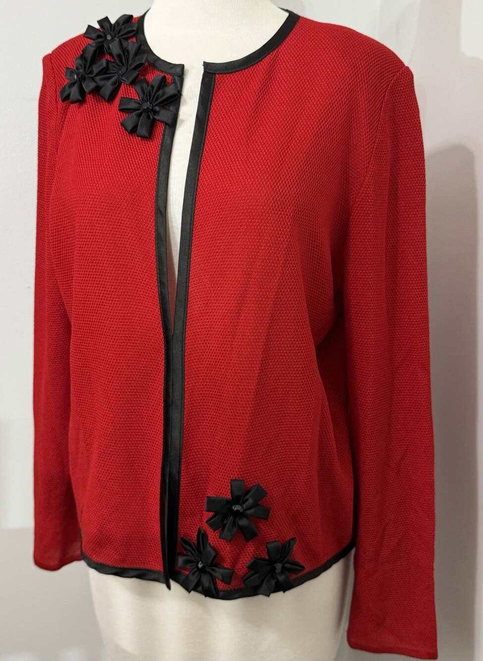 Exclusively Misook Red Black Trim 3D Ribbon Flower Cardigan Jacket Size Medium